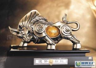 運勢如虹、牛擺件、仿銅牛、樹脂擺件_禮品、工藝品、飾品_世界工廠網中國產品信息庫